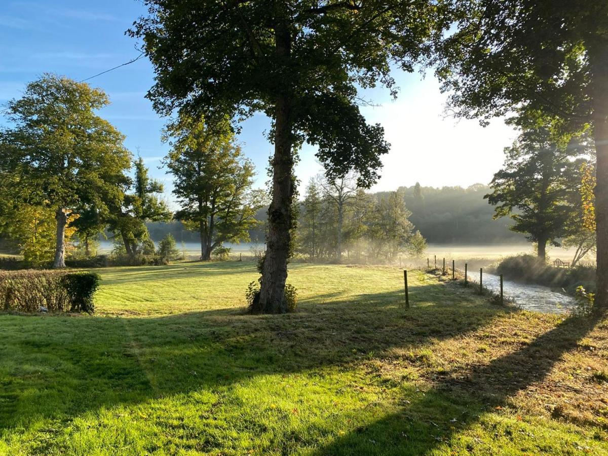 chambre d'hôte château de transières Ambenay Esterno foto